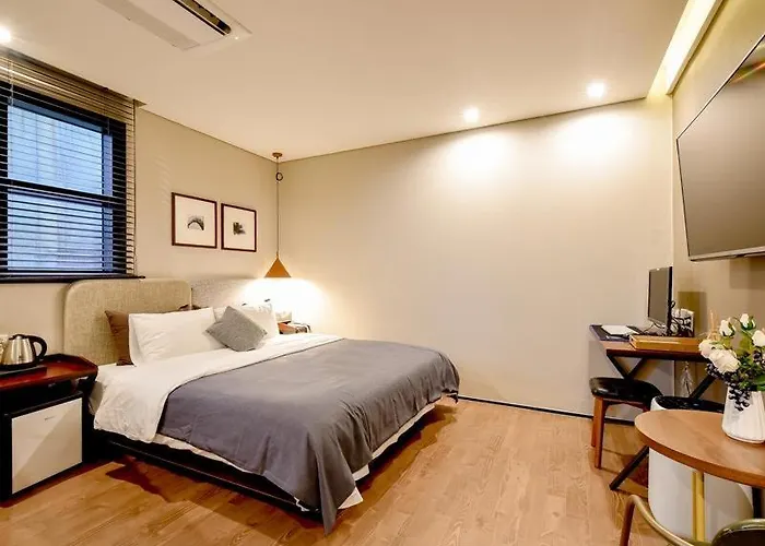 Brown-dot Yangjeong * 釜山