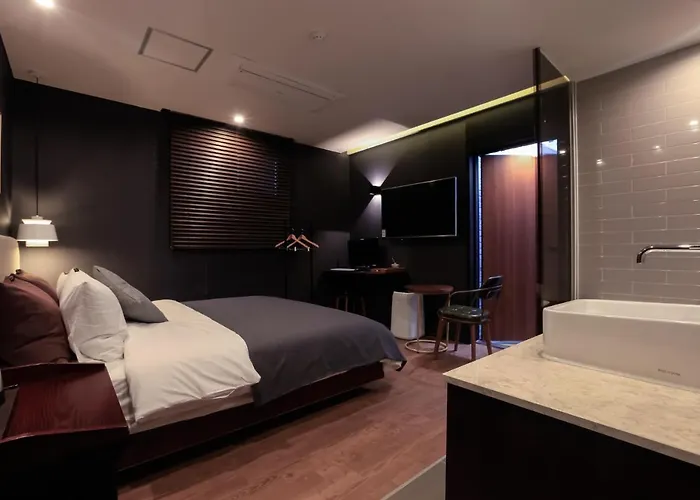 Brown-dot Yangjeong * 釜山