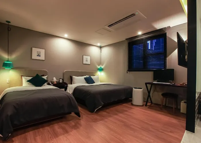 Brown-dot Yangjeong * 釜山